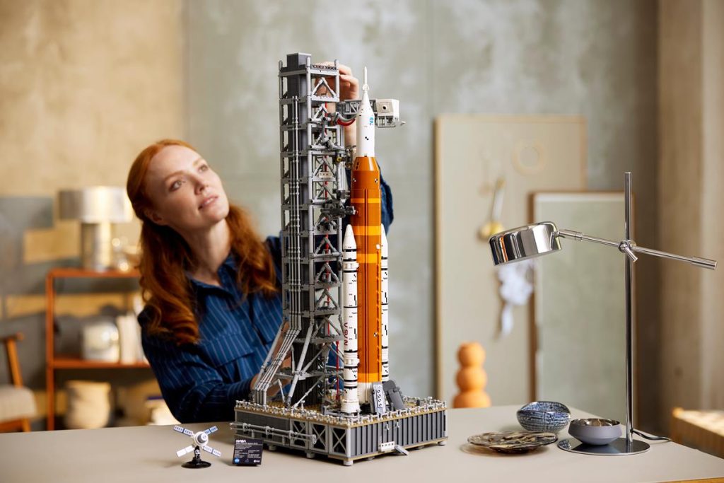 Space-Themed LEGO Sets