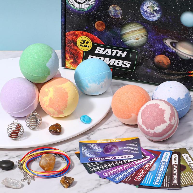 Space-Themed Bath Products for a Stellar Experience