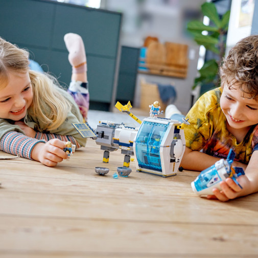 LEGO City Lunar Space Station (60349)